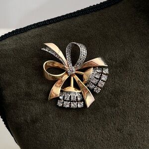 Vintage Mazer Jomaz Bell Flower Bouquet Rhinestone Gold Silver Two Toned Brooch